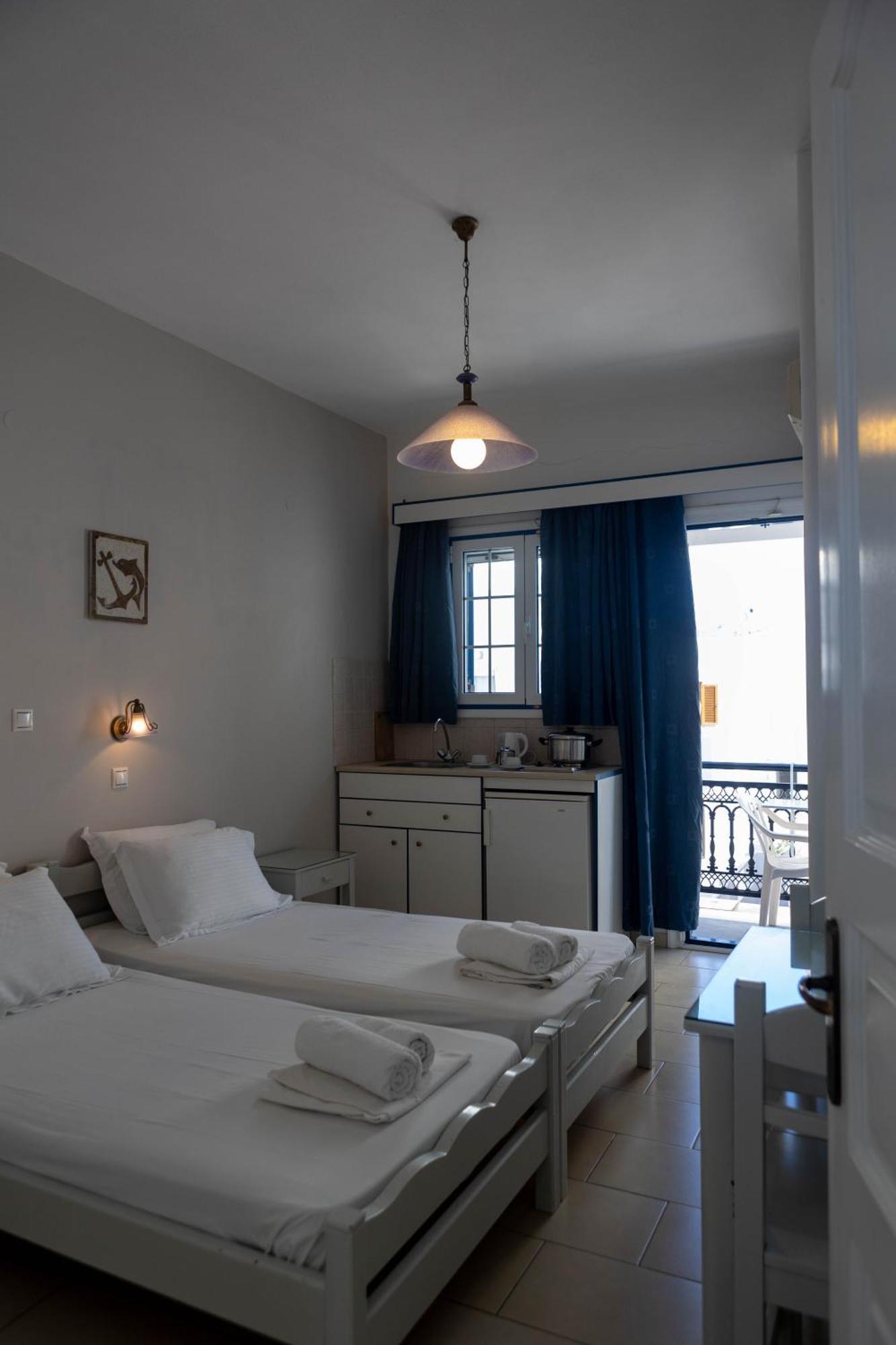 Studios Alsos Naxos City Cameră foto